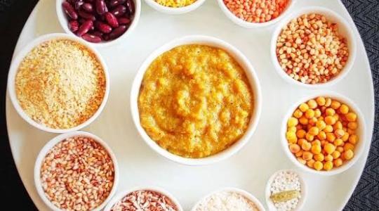 স্বাস্থ্যকর চিরা রেসিপি: চিয়া সিড, কলা, দুধ ও মধু দিয়ে